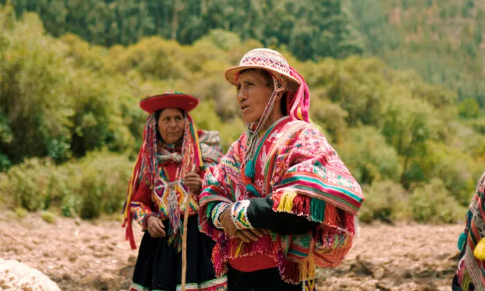 Local families benefit from the full-day alpaca walk in the Sacred Valley of Cusco