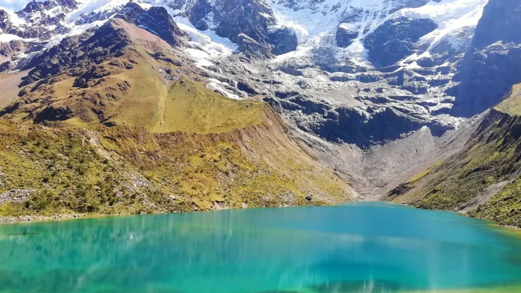 Luxury trekking in the Andes