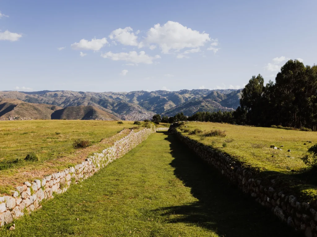 Huchuy Qosqo Trek Cleaning Campaign