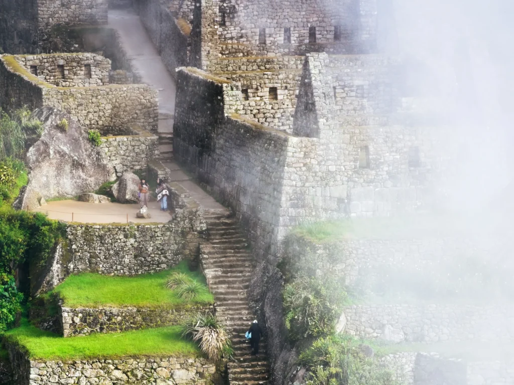The Definitive Guide to Luxury Exploration: Navigating Machu Picchu Tours from Cusco