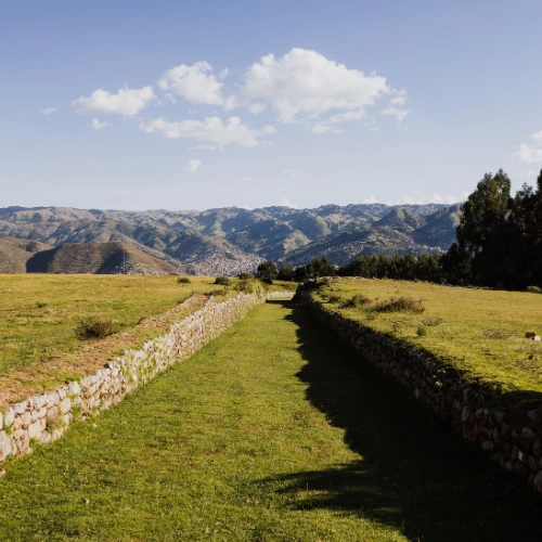 Route to the oldest ruins in the sacred valley.