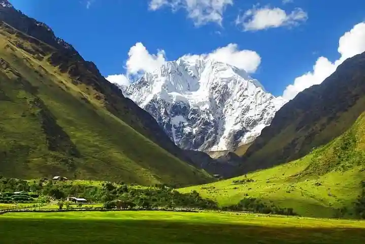 Humantay Lake Toilets Stop & Pre-Hike Briefing