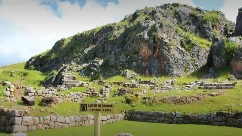 Ruins of the Temple of the Moon in the City of Cusco Ruins of Cusco City Temple of Mokeys
